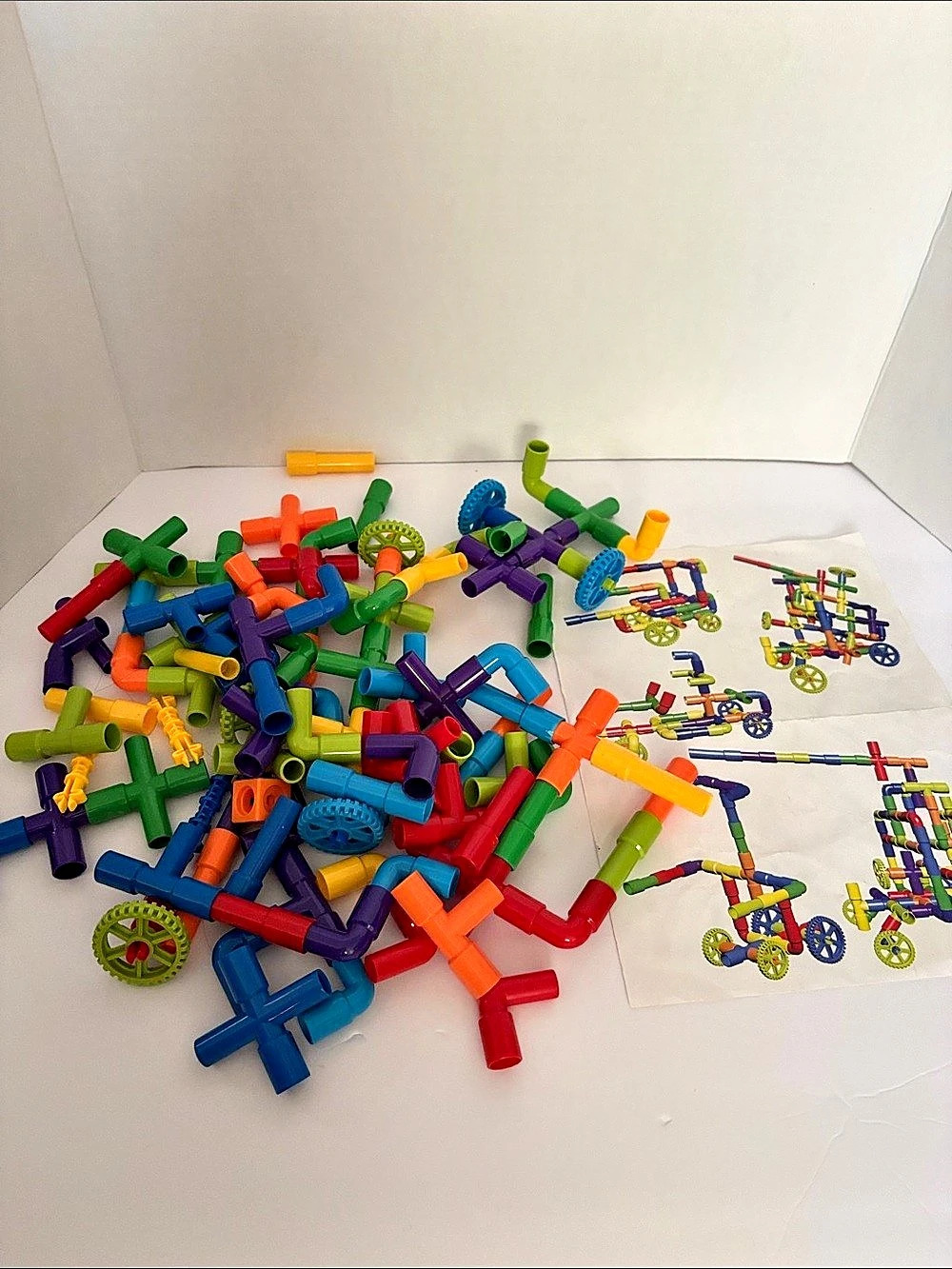 Multicolor Construction Toy Set